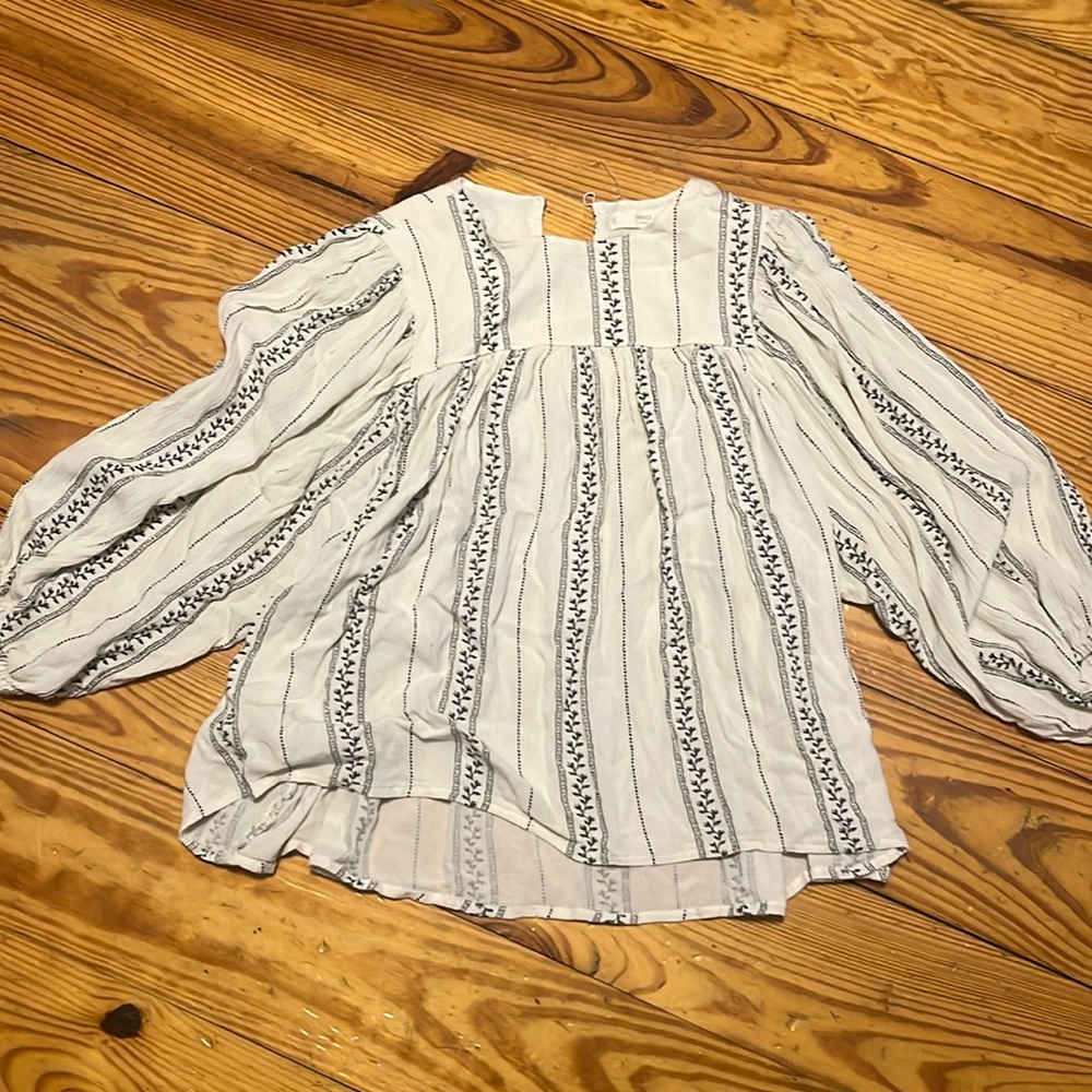 Girls flowy top